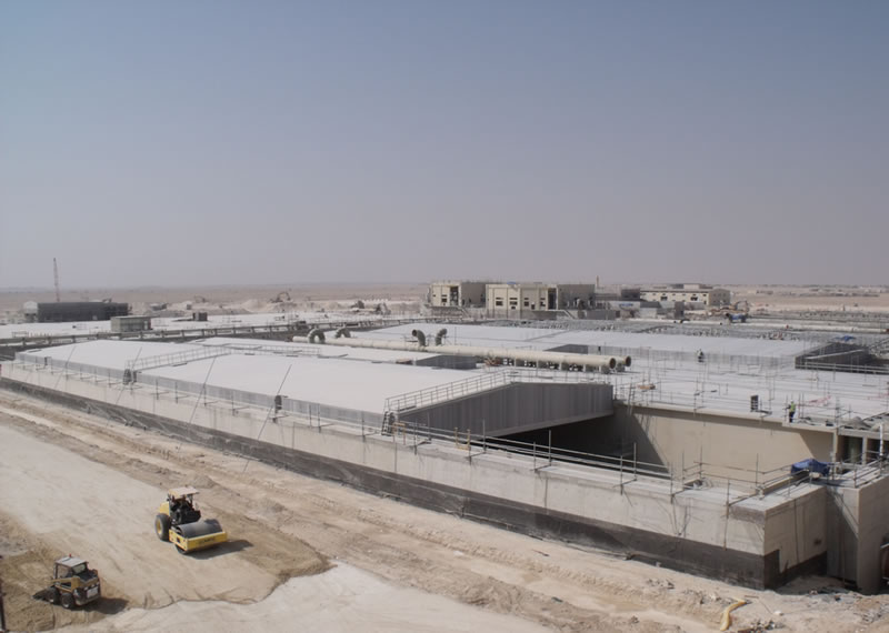 Aluminium odour control roof covers to sewerage treatment plant in Qatar